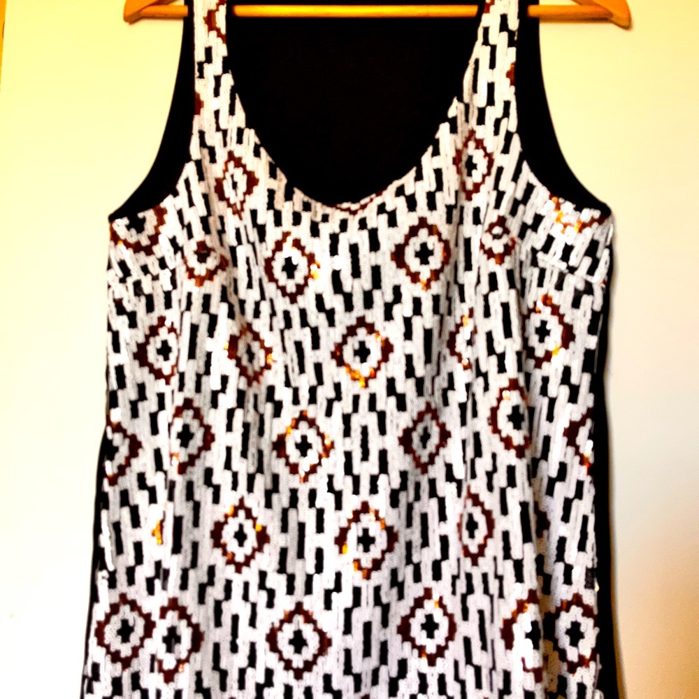 Halogen Geometric Sequin  Sleeves Top